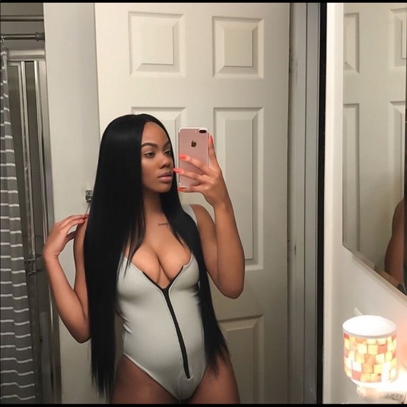 Long Straight Lace Front Wig - Picture 5 of 8